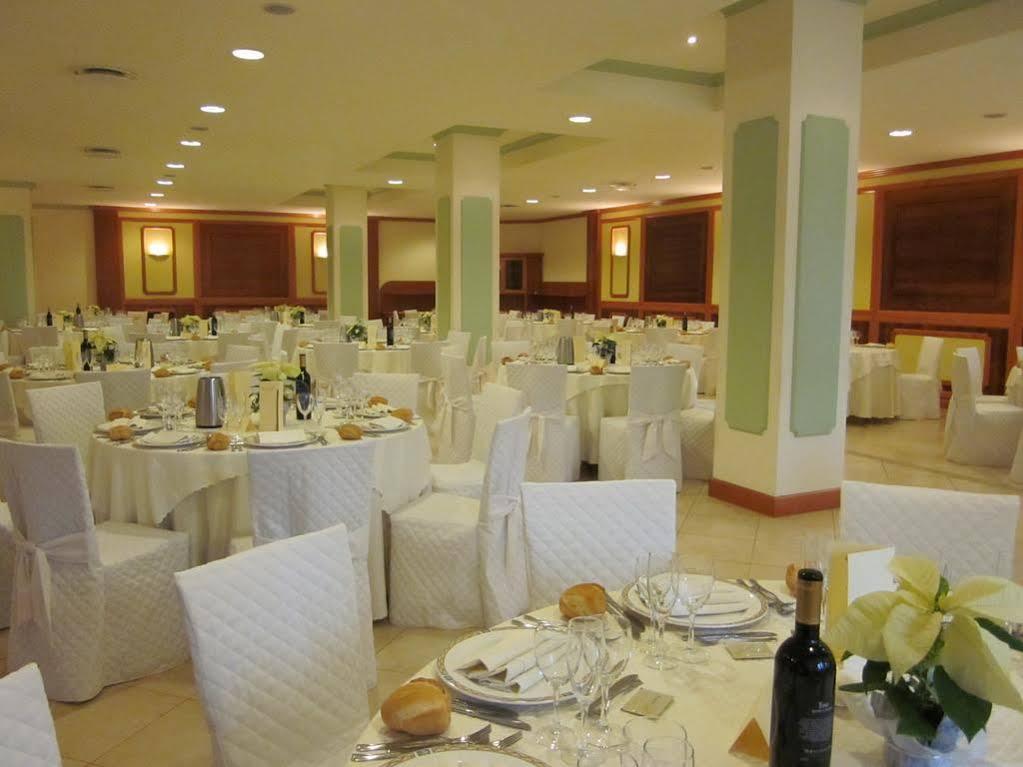 Hotel Le Grotte Genga  Kültér fotó