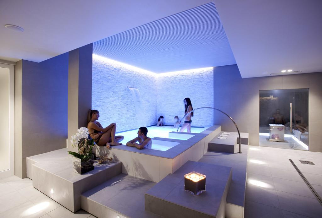Hotel Le Grotte Genga  Kültér fotó